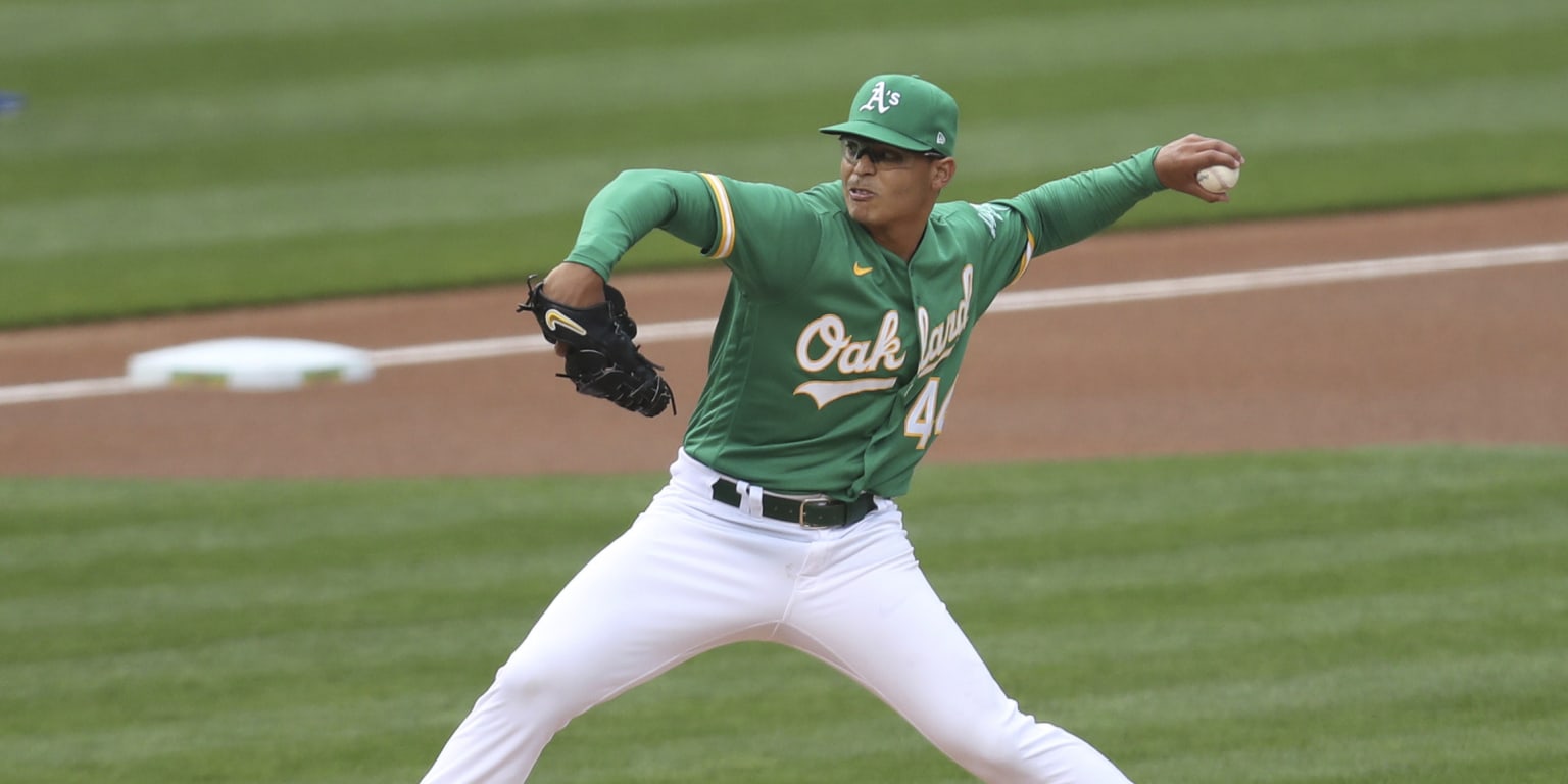 Jesús Luzardo has 5 scoreless innings in 1st MLB start