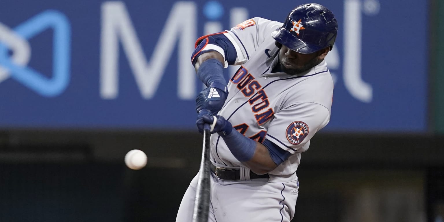 Astros slugger Yordan Alvarez does his best Giancarlo Stanton