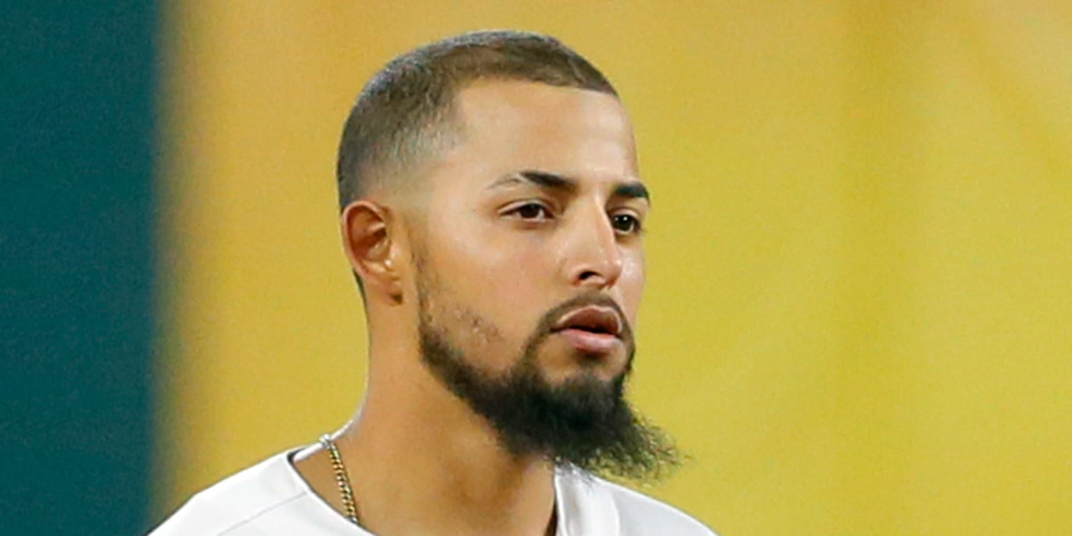 Rougned Odor is cleanshaven: no beard with the New York Yankees - Lone Star  Ball