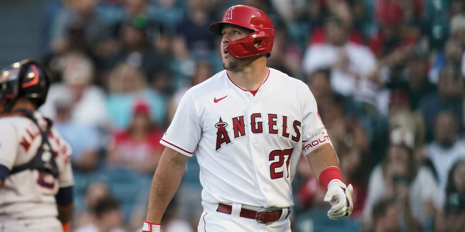 Trout's slump worsens, Astros strike out 20 to sweep Angels