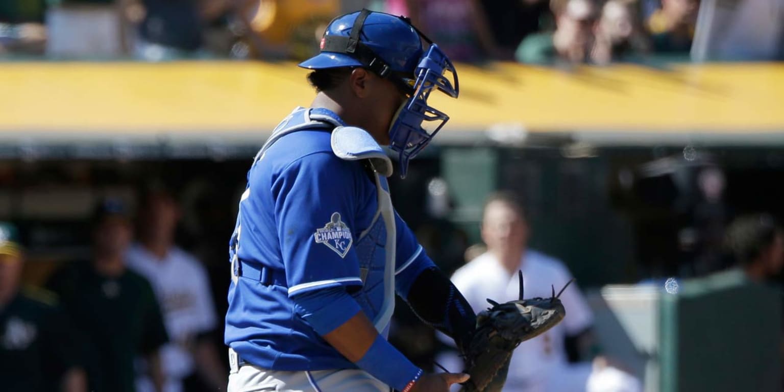 It sure seems like the Royals wildly mishandled Salvador Perez's