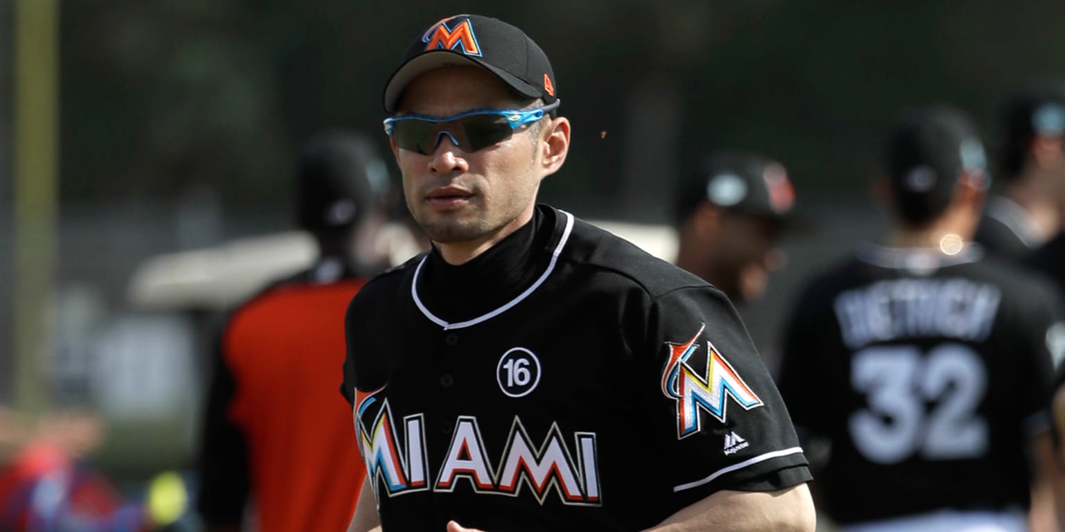 Ichiro Rookie Spring Training Ichiro Suzuki makes Spring Training debut