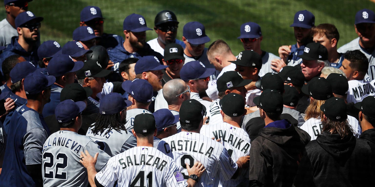 SF Giants: Nagging back injury ends Luis González's rookie season