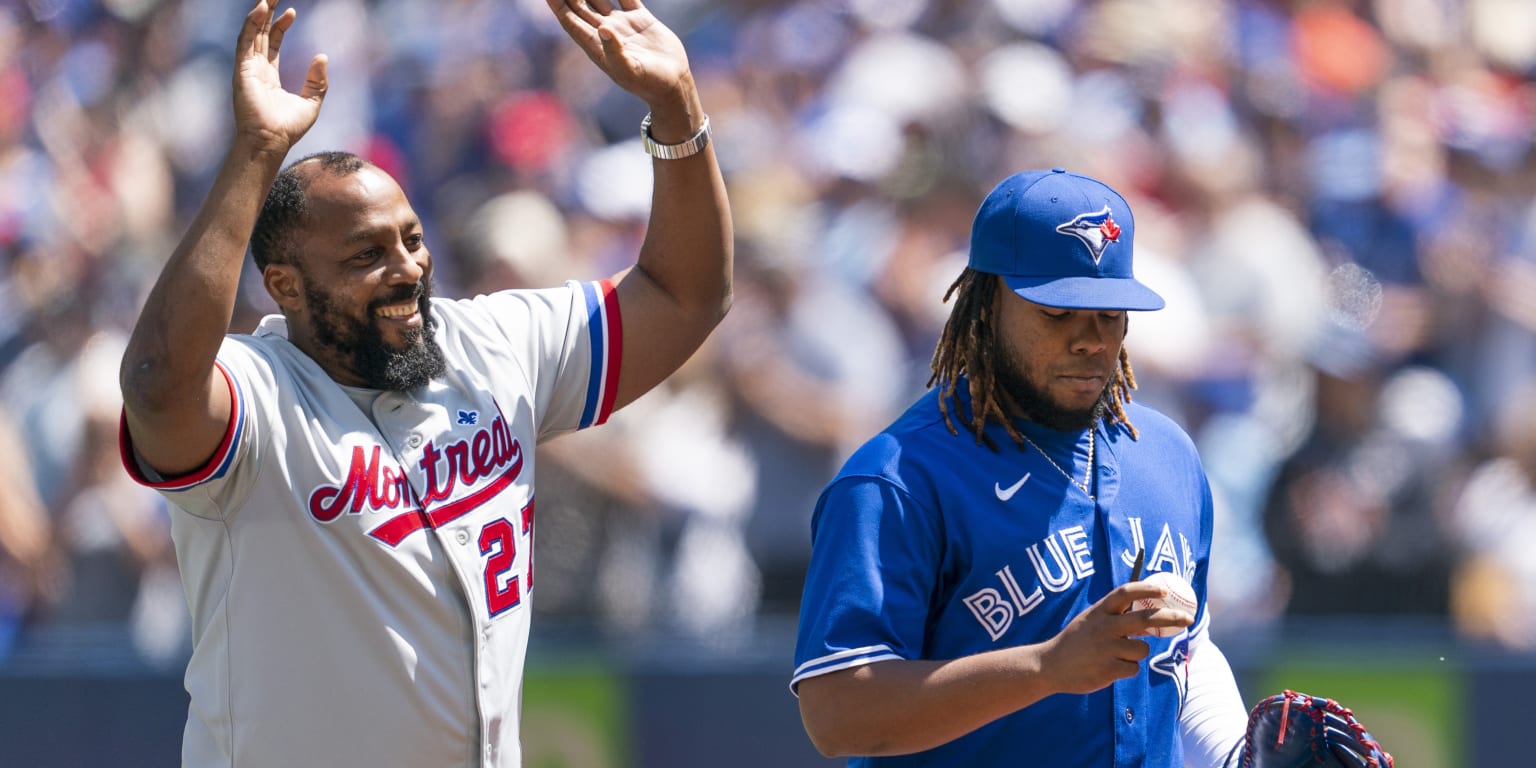 Blue Jays Honor Vladimir Guerrero Sr. and Jr. With Bobblehead Day - Sports  Illustrated