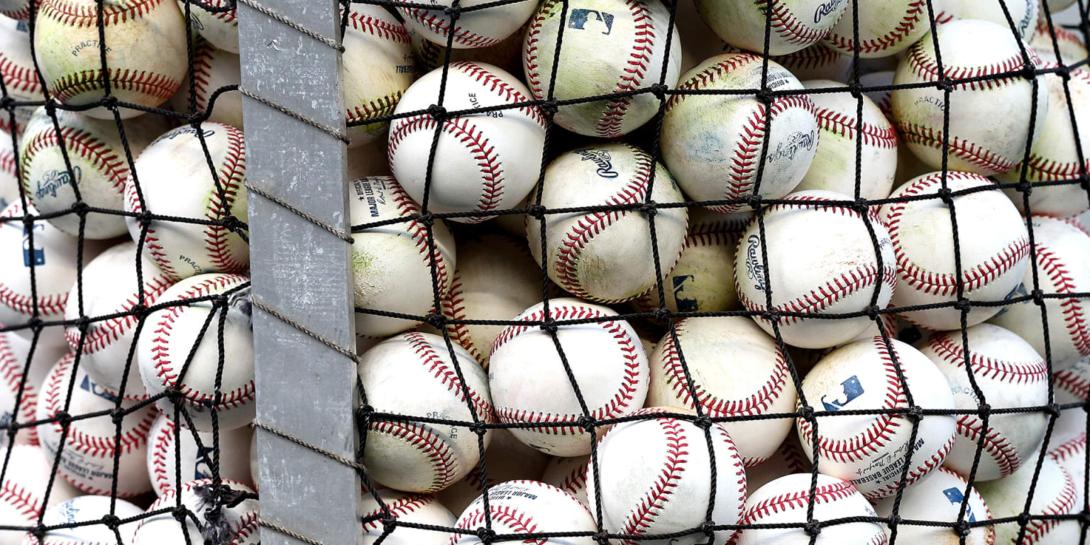 mlb-extends-14-pitcher-limit