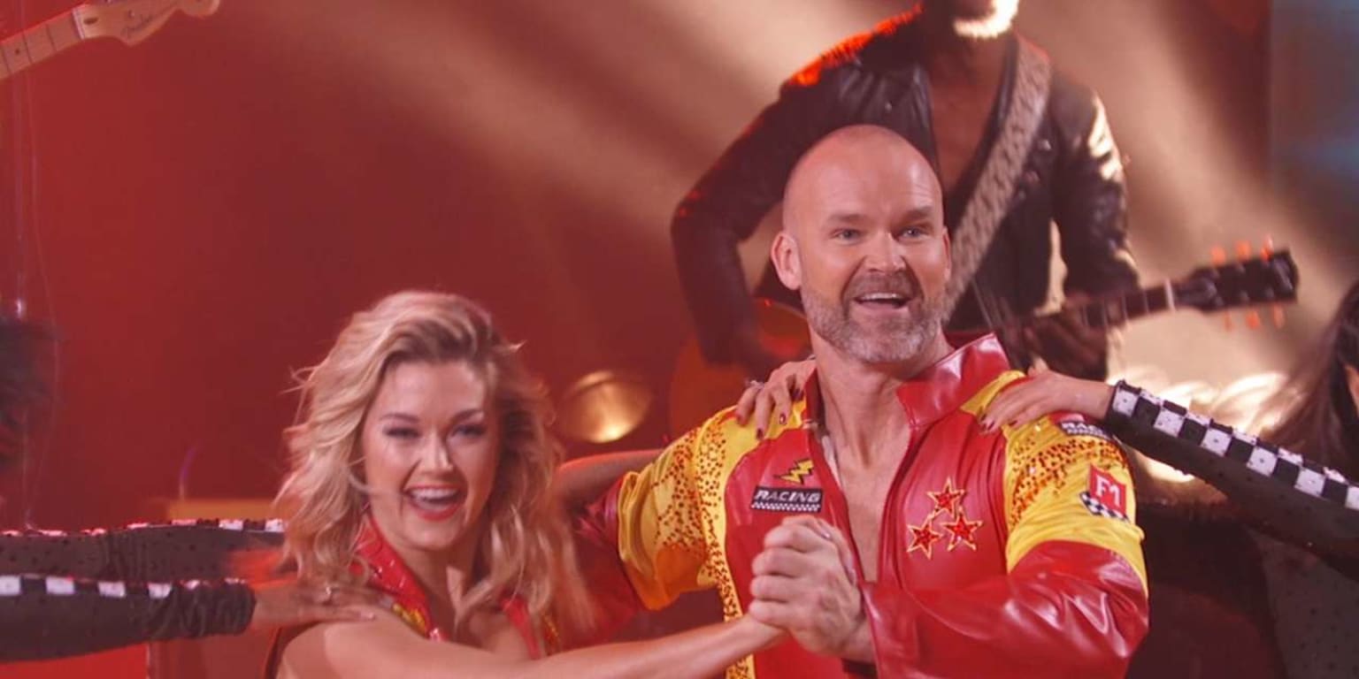 Lindsay Arnold and David Ross Photos @ Reality TV World