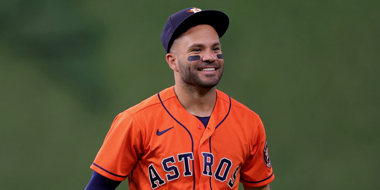 Ya recuperado de COVID, Altuve se reintegra a Astros