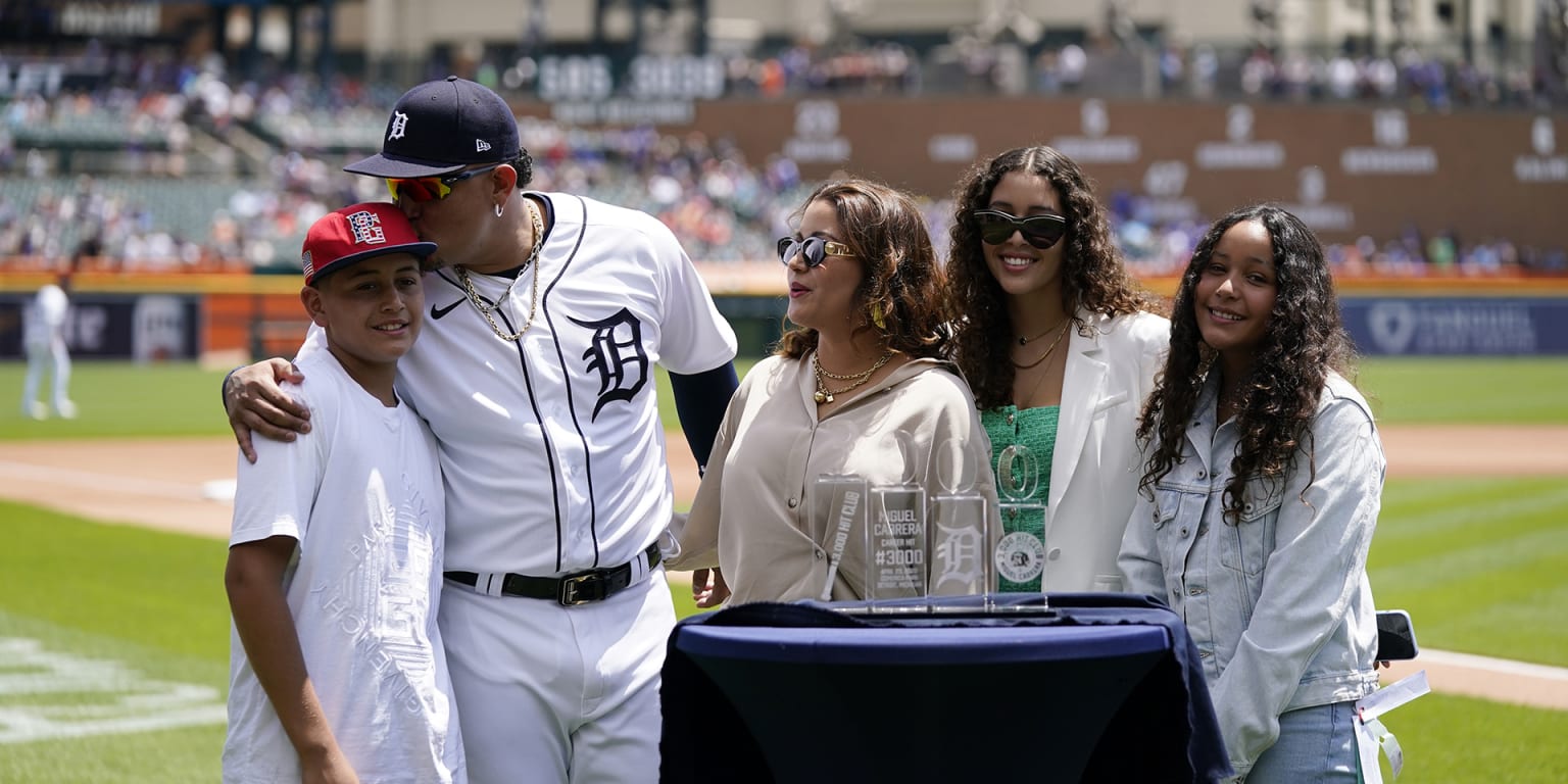 Miguel Cabrera fine with DH role in 2022, because he wants Spencer