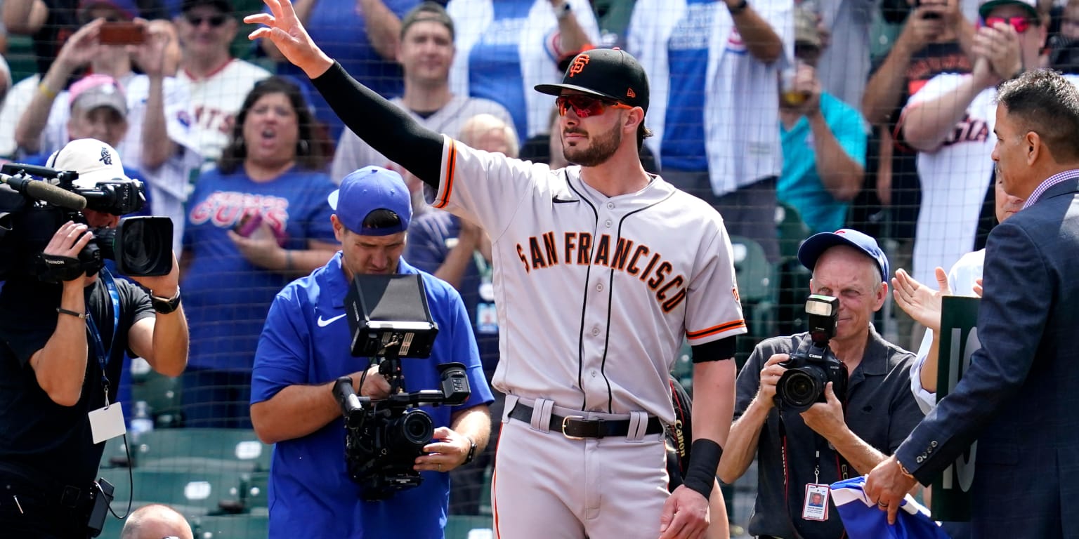 Why re-signing Kris Bryant appears to be low on the SF Giants