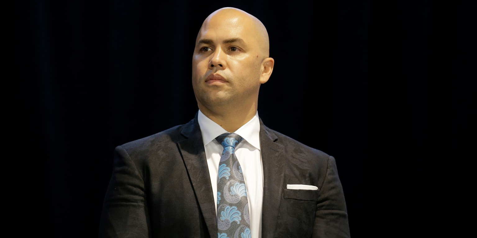 Headline hire: Mets introduce Carlos Beltran as their new manager, by  Bronx to Bushville