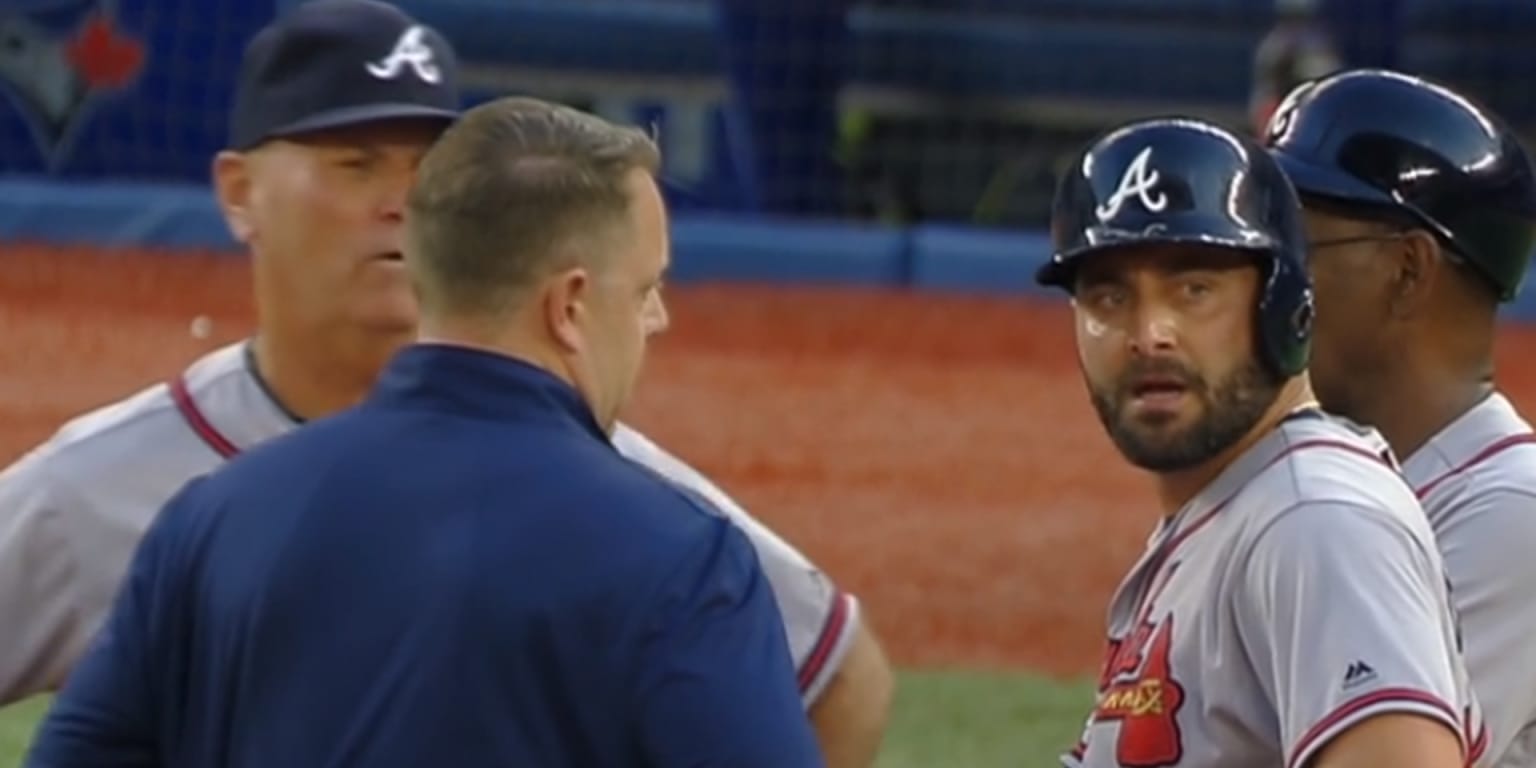 Cervelli leaves game but Braves say it was only a cramp