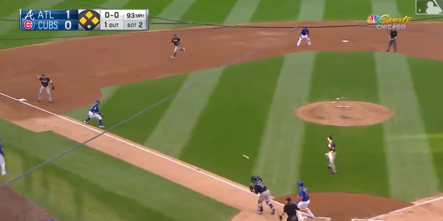 Braves turn double play without ball in play