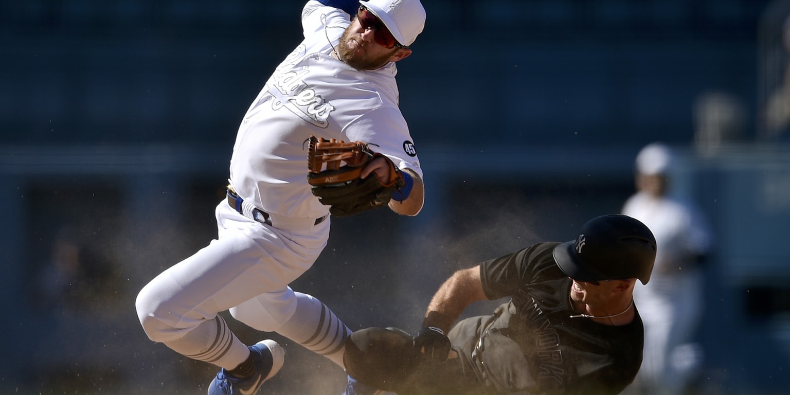 Yankees offense falls short against Dodgers bullpen