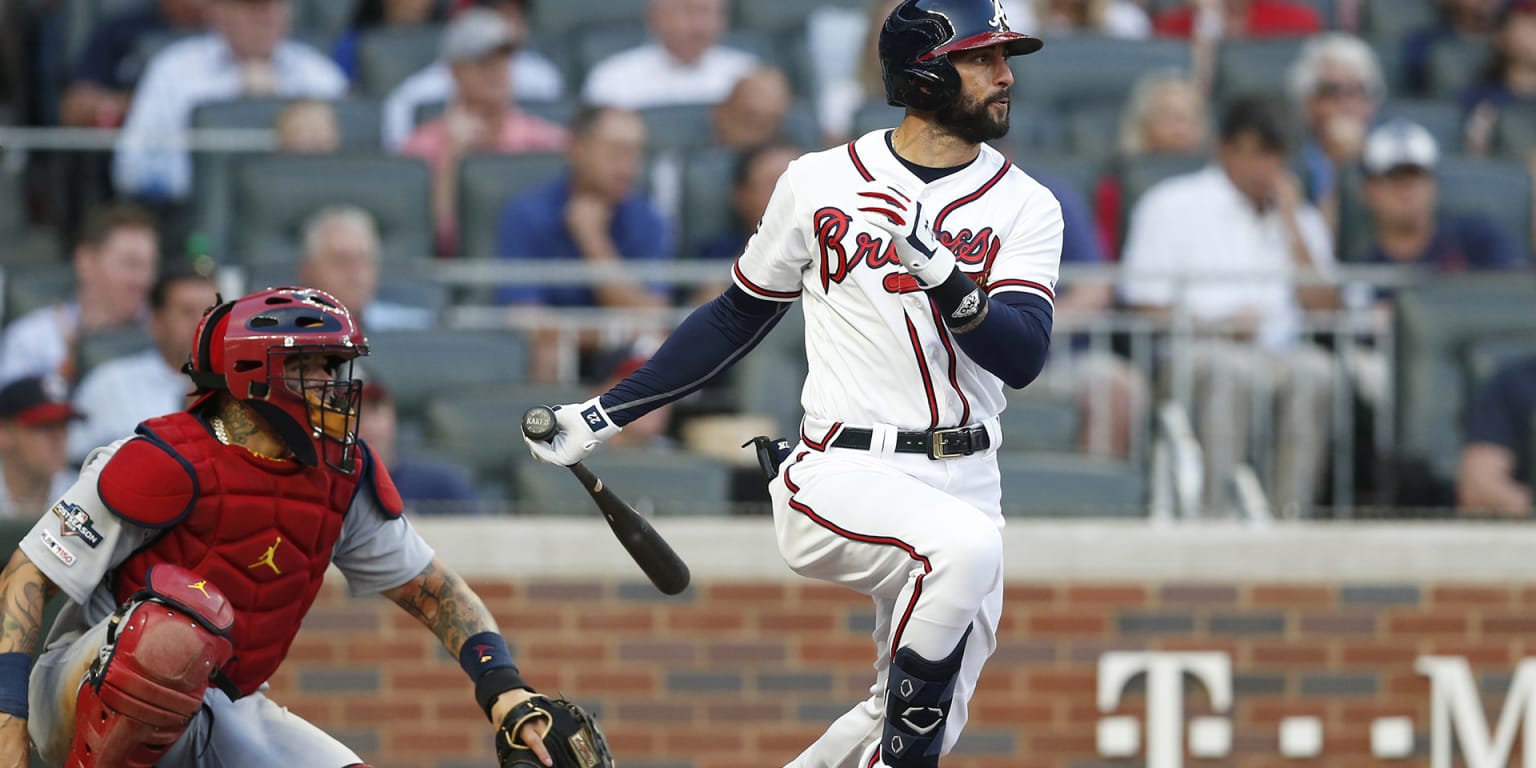 Nick Markakis of the Braves opts back in to MLB season