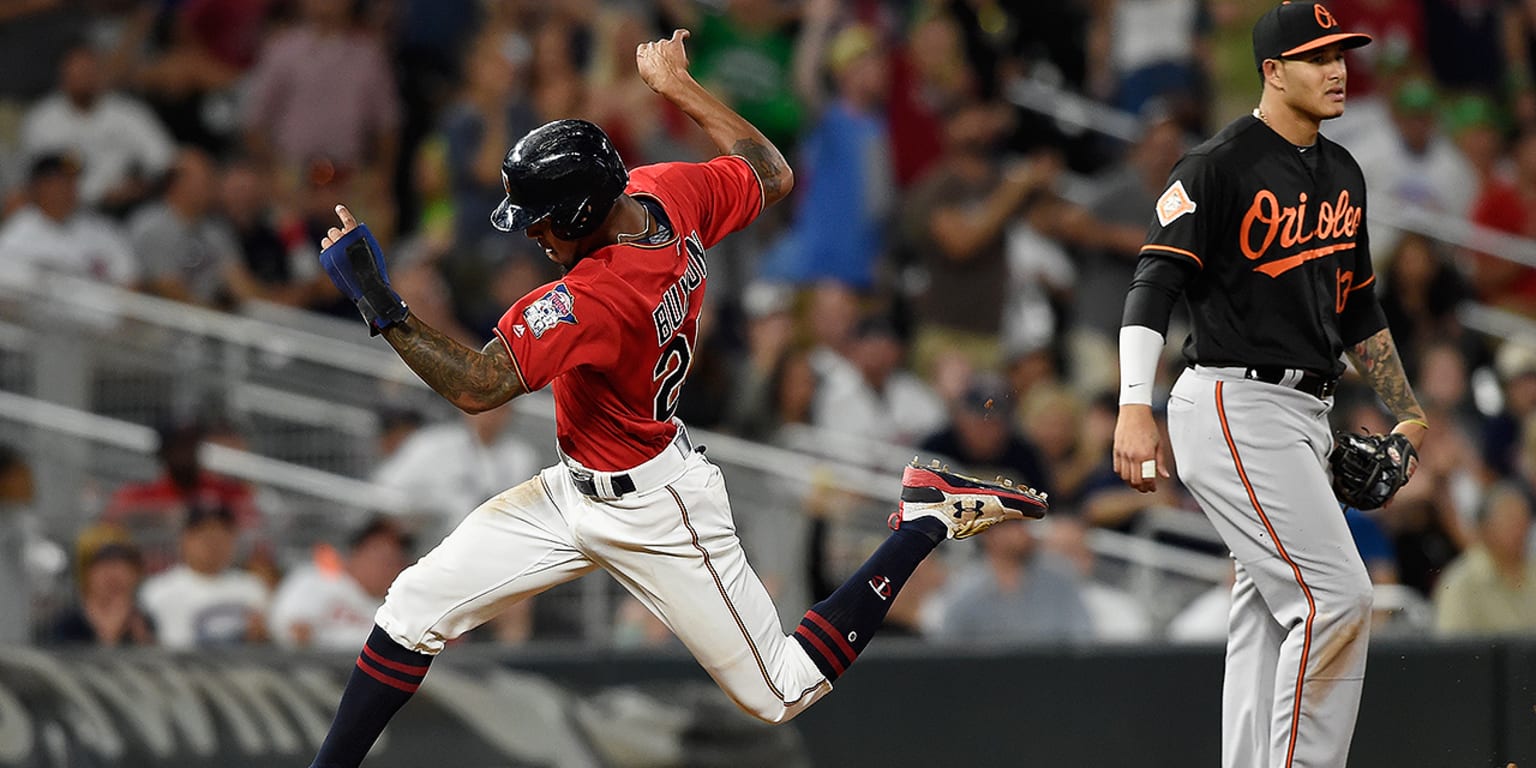 MLB: Byron Buxton Leads the 2016 Statcast Superstars