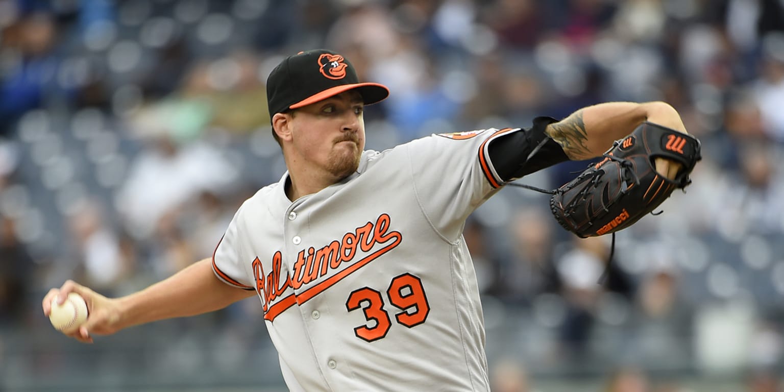 Baseball: Grandview grad Gausman agrees to terms with Orioles for