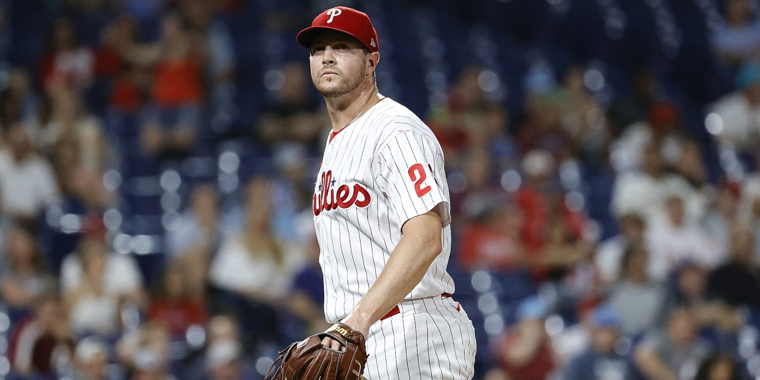 Phillies' J.T. Realmuto most likely headed for knee surgery on Friday