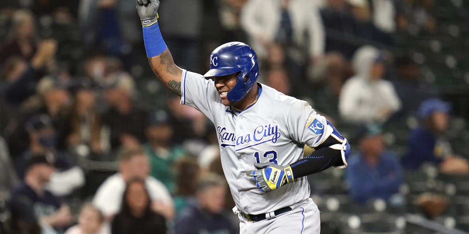 Salvador Perez Eyes Royals Home Run Mark   Tbtz2zwsff4psuypv7ok 