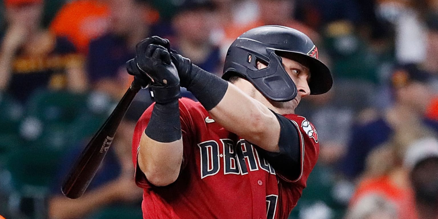 D-backs C/OF Daulton Varsho day-to-day, catcher depth pressed