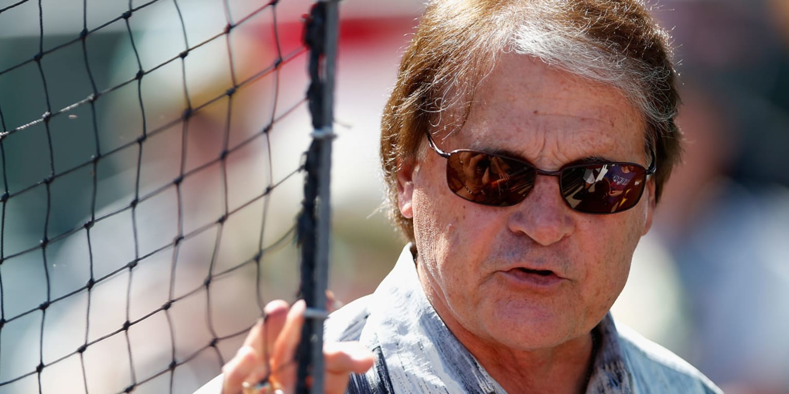 White Sox reunite with La Russa, hire Hall of Fame manager