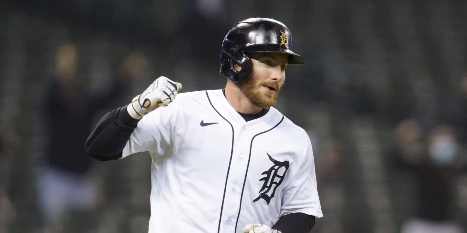 Robbie Grossman hits walk-off single in Tigers' win