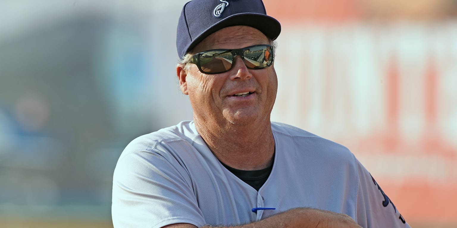 Pat Kelly to manage Triple-A Louisville