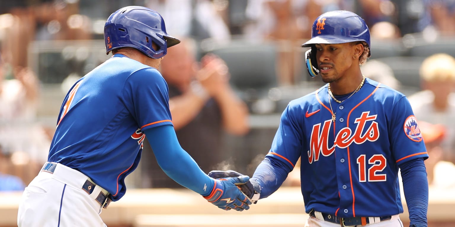 New York Mets and All-Star shortstop Francisco Lindor agree to 10