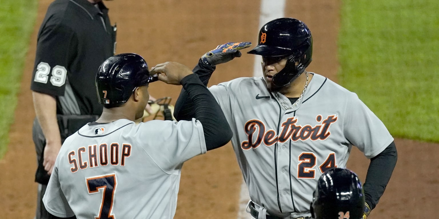 Detroit's Miguel Cabrera comes to Cleveland two homers shy of 500 