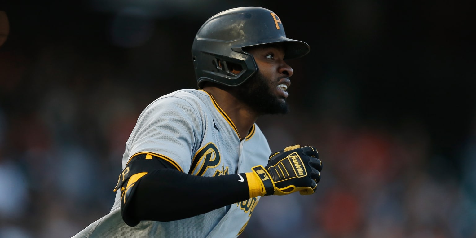 Gregory Polanco signs with Yomiuri Giants