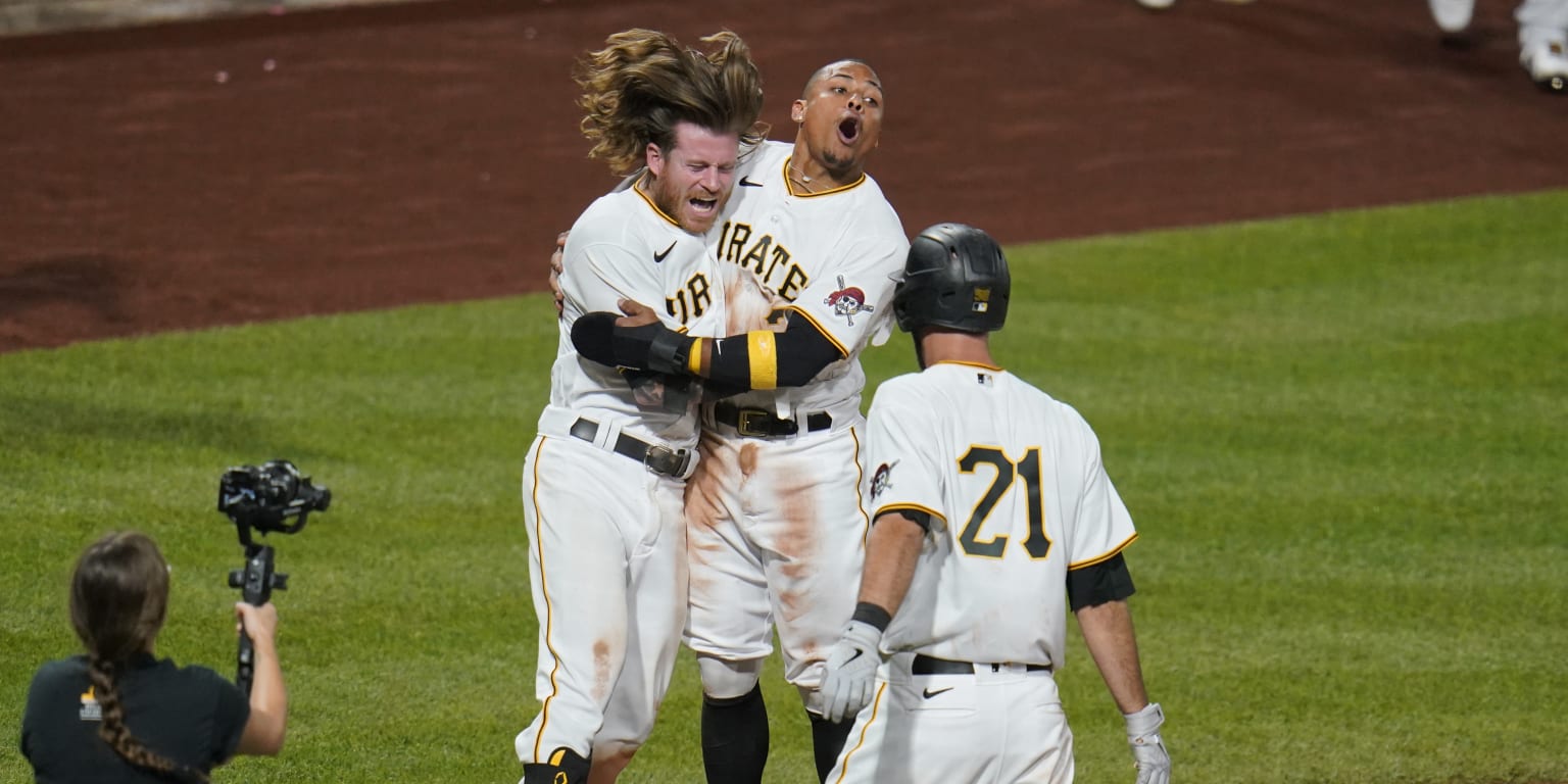 Walk Off Win. Pirates Fight Their Way To Victory. – Inside The Bucs Basement