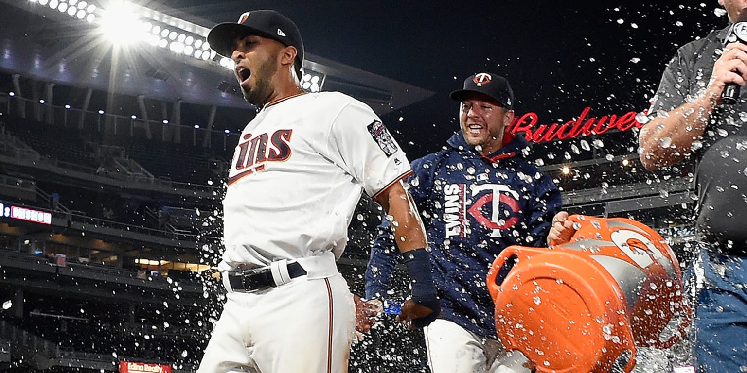 Mauer, Gibson lead Twins to 8-3 win over White Sox