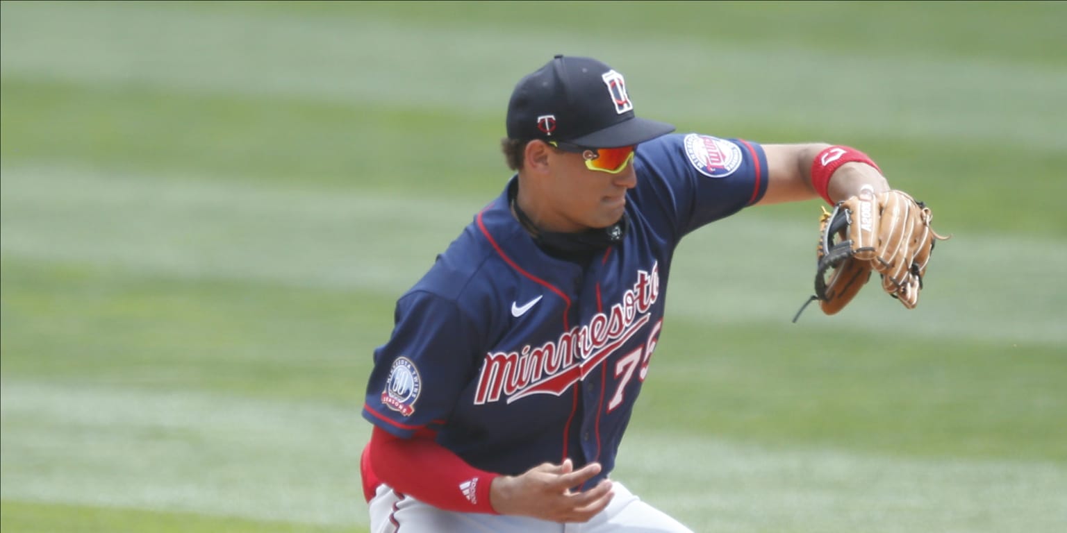 Twins’ No. 1 perspective, Lewis, has an ACL rupture
