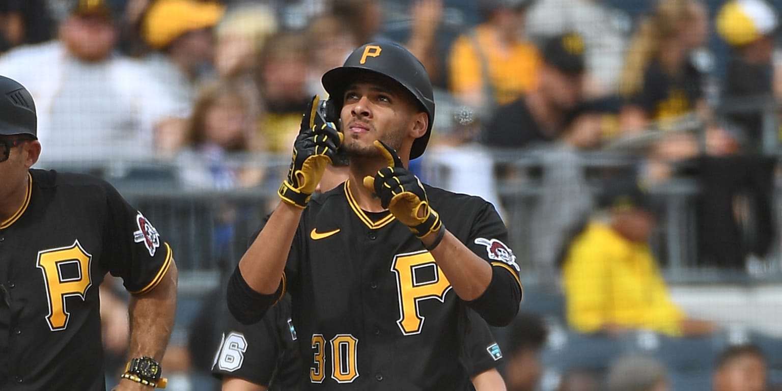 Pirates raise average with runners in scoring position
