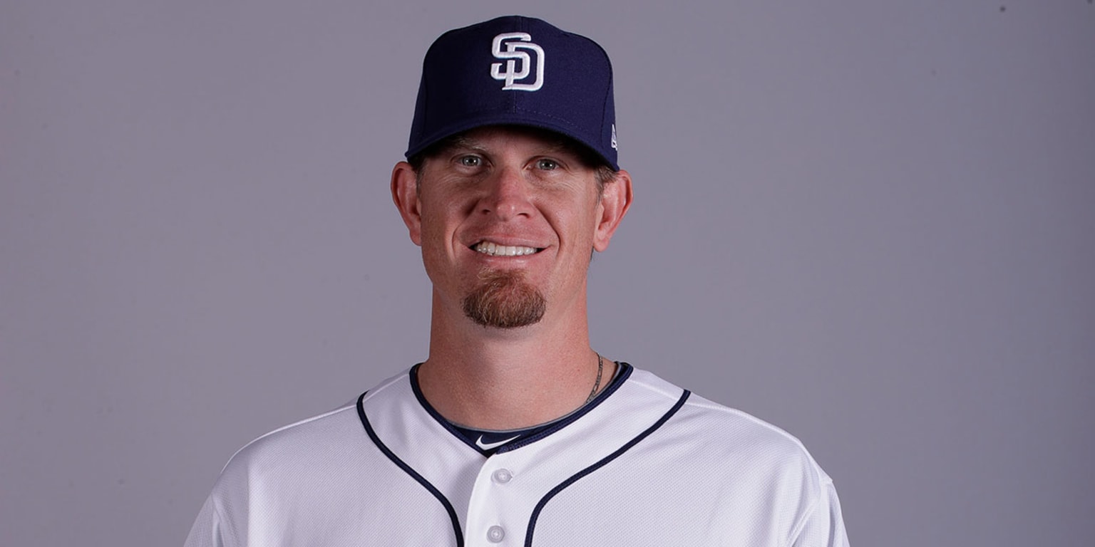 Padres’ Jered Weaver says flexibility key