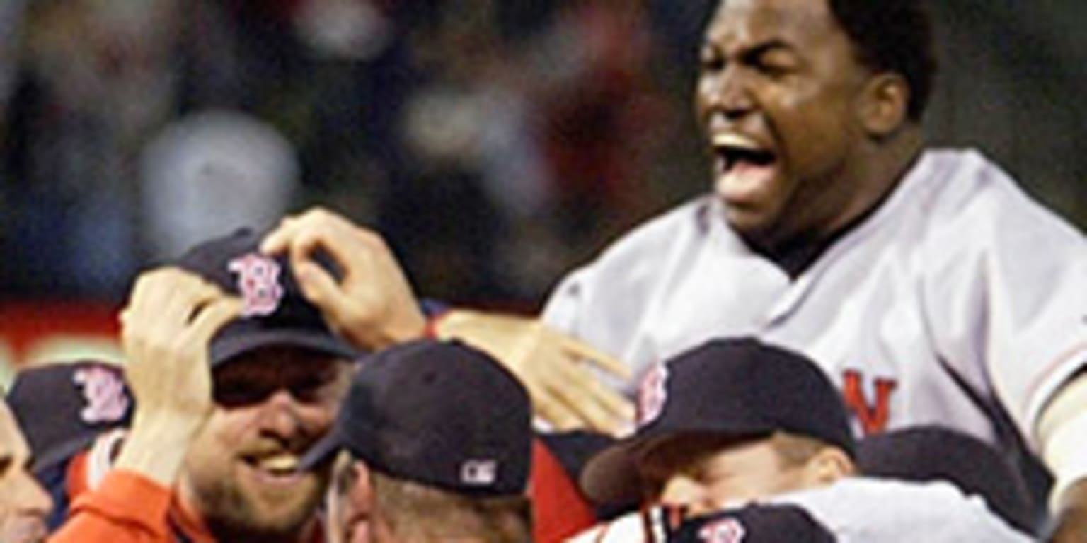 2003 ALDS Gm5: Damon, Jackson collide, Dye thrown out at second 