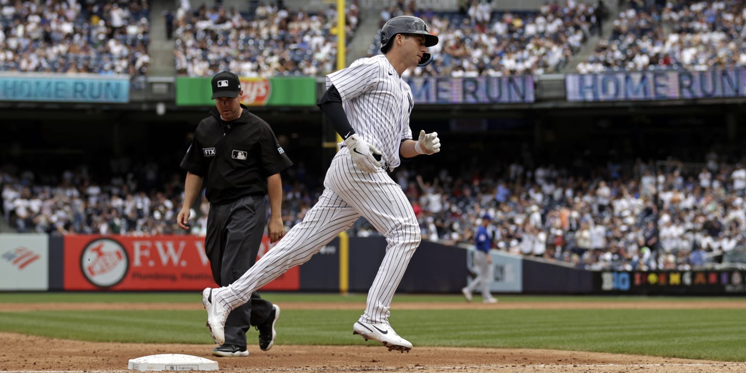 Cubs' 1B Frank Schwindel's 35-mph pitch gets smashed for homer by