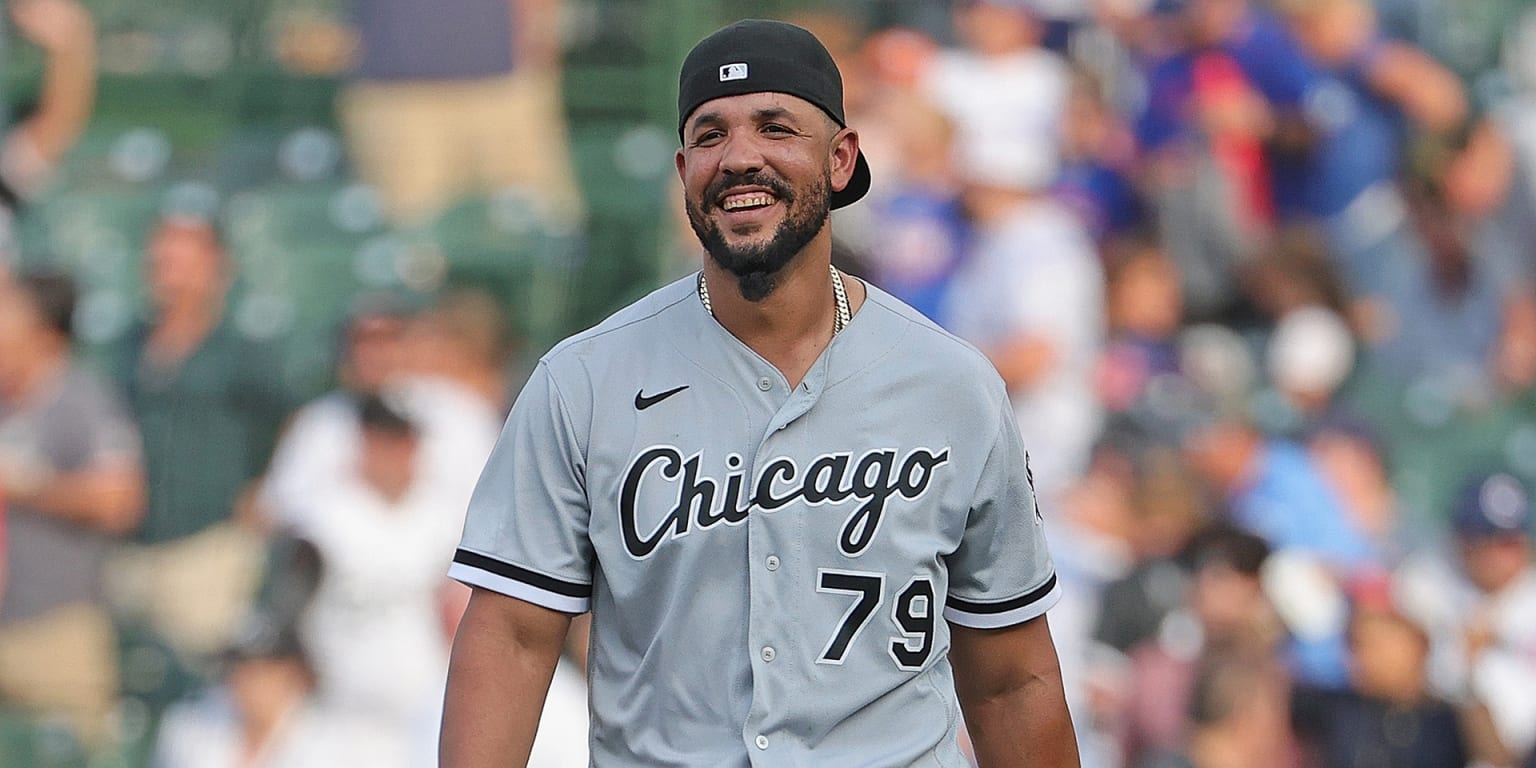 José Abreu compliments Tony La Russa's leadership