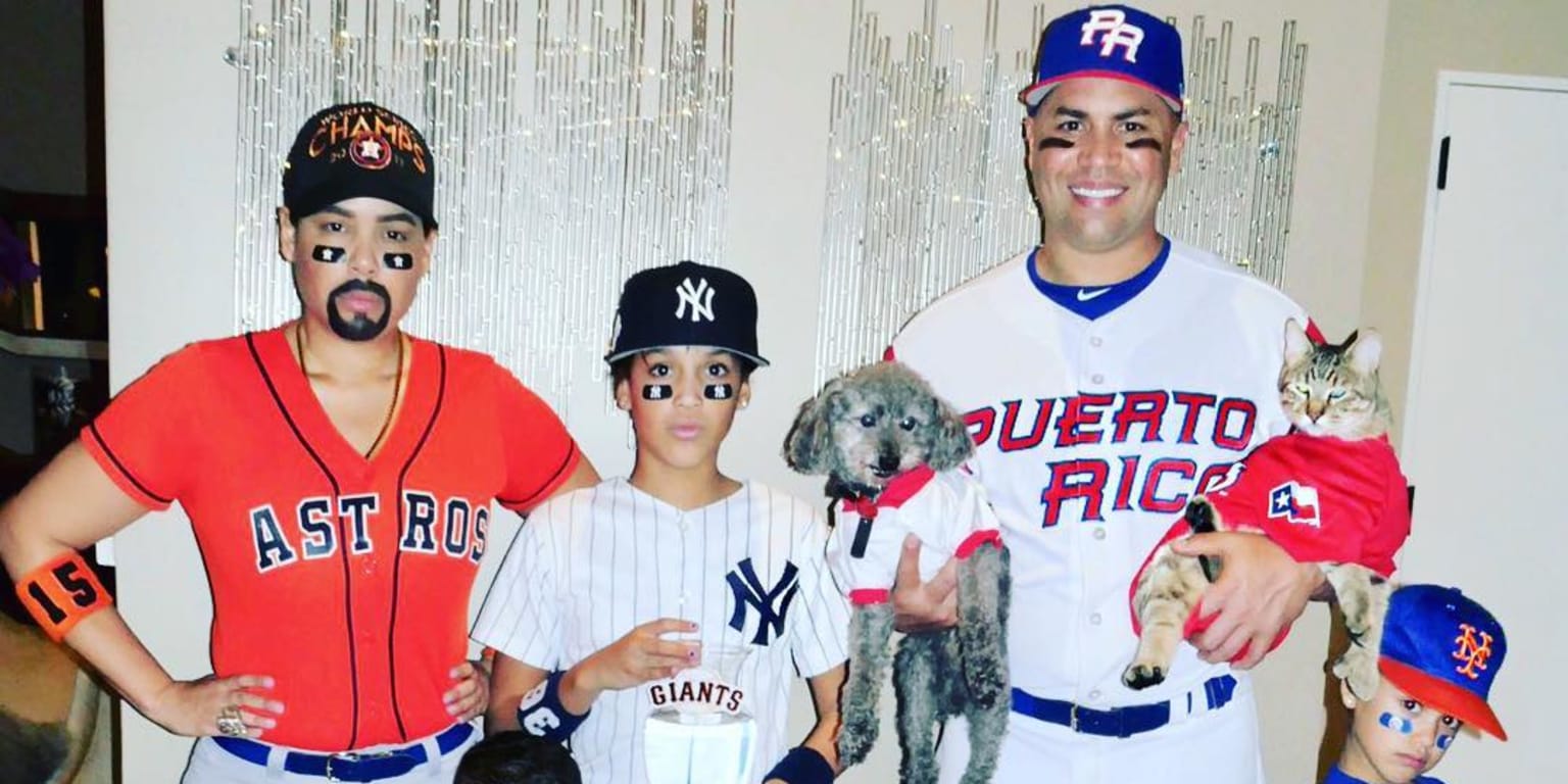 Carlos Beltran's family represented each of his 8 teams for Halloween