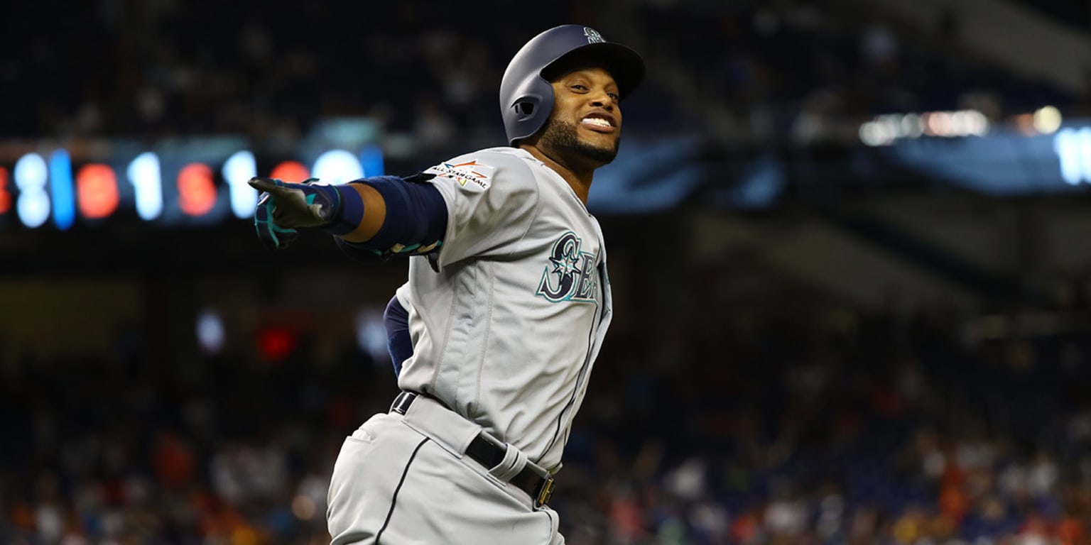 Robinson Cano's solo home run in the 10th inning lifts American