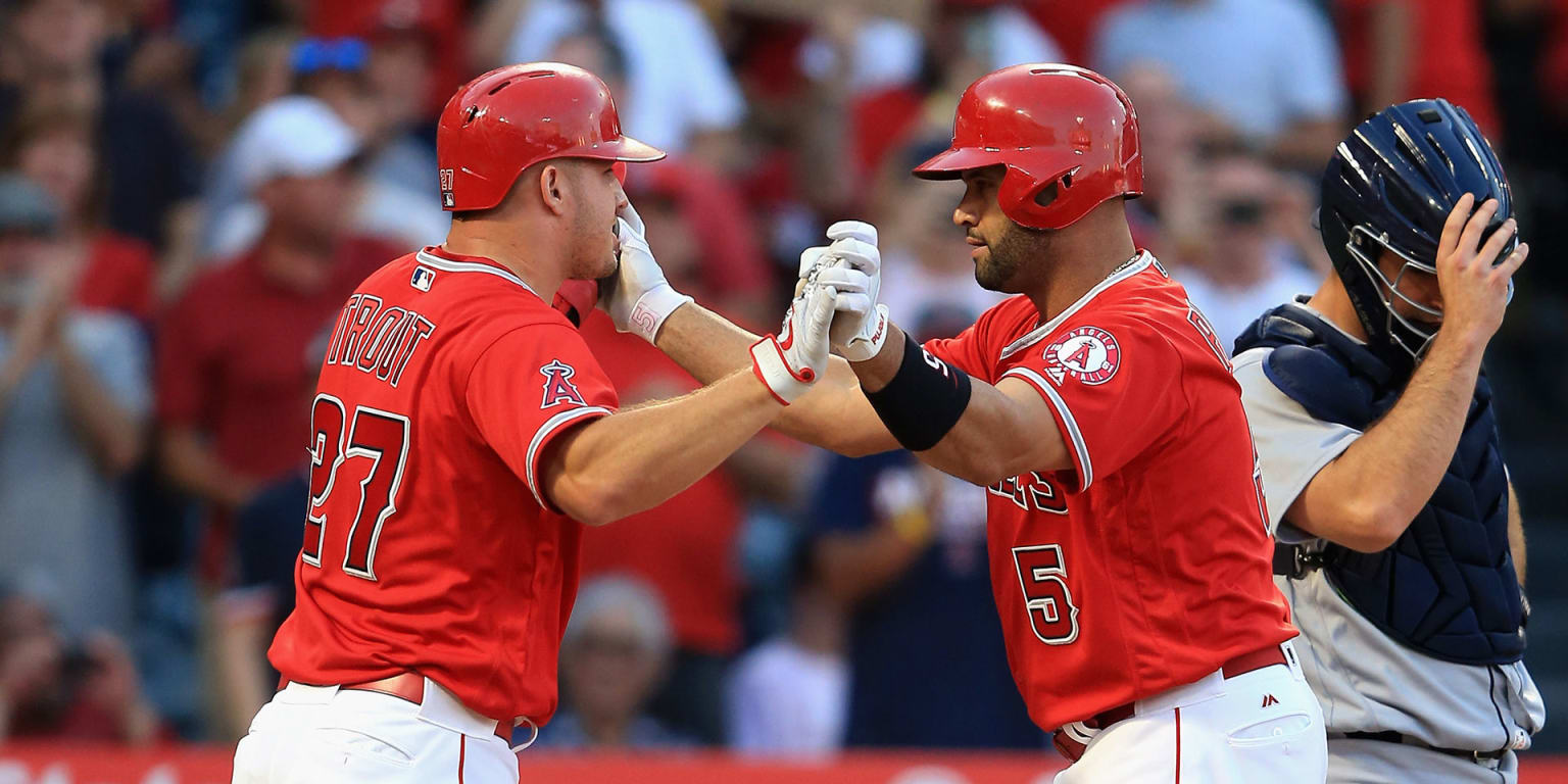 Albert Pujols Reaches 630 Career Hrs In Win