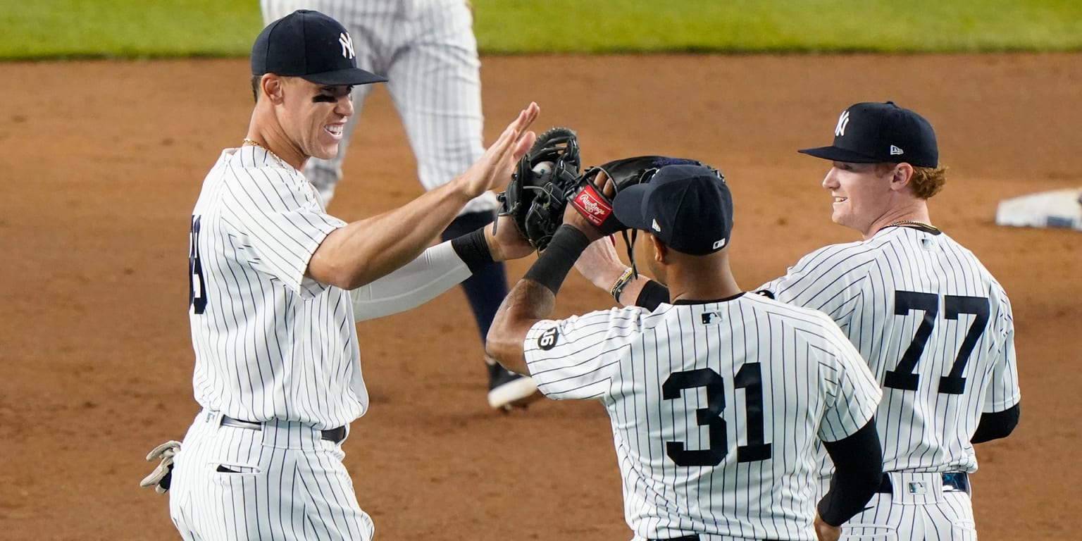 Yankees' Gio Urshela draws three-ball walk vs. Tigers; umpire crew