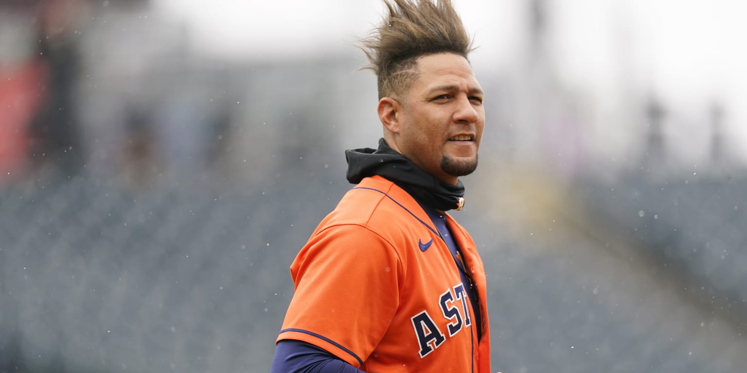 Why has Yuli Gurriel not been signed yet? Explaining why Houston Astros  have not brought La Pina back