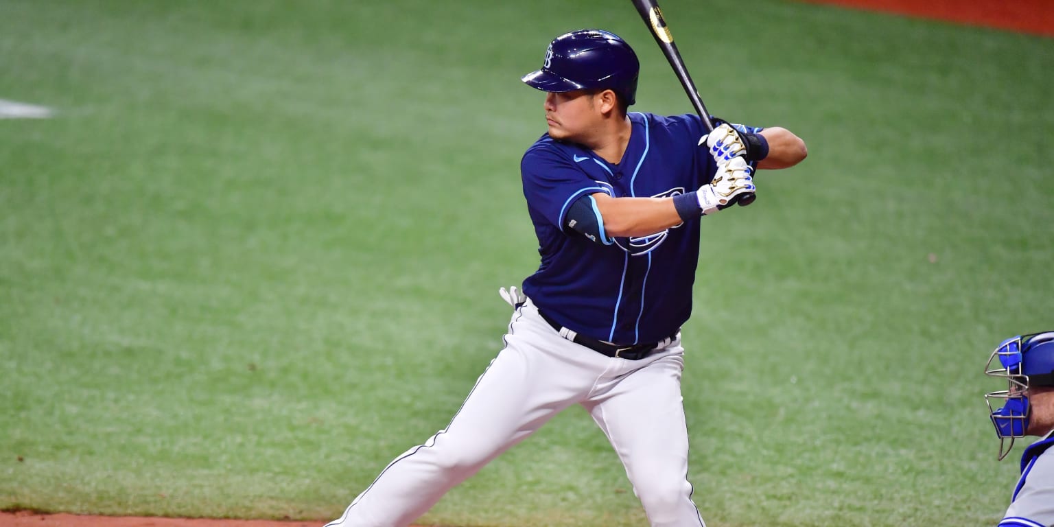 Dodgers hope to unlock Yoshi Tsutsugo's swing in LA