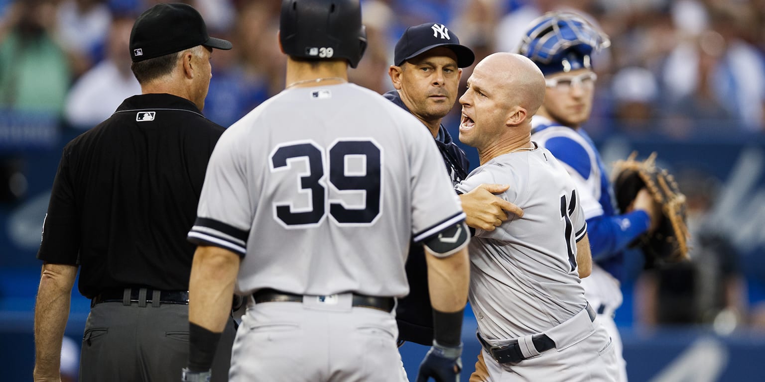 Is Brett Gardner allowed to bang his bat on the Yankees' dugout