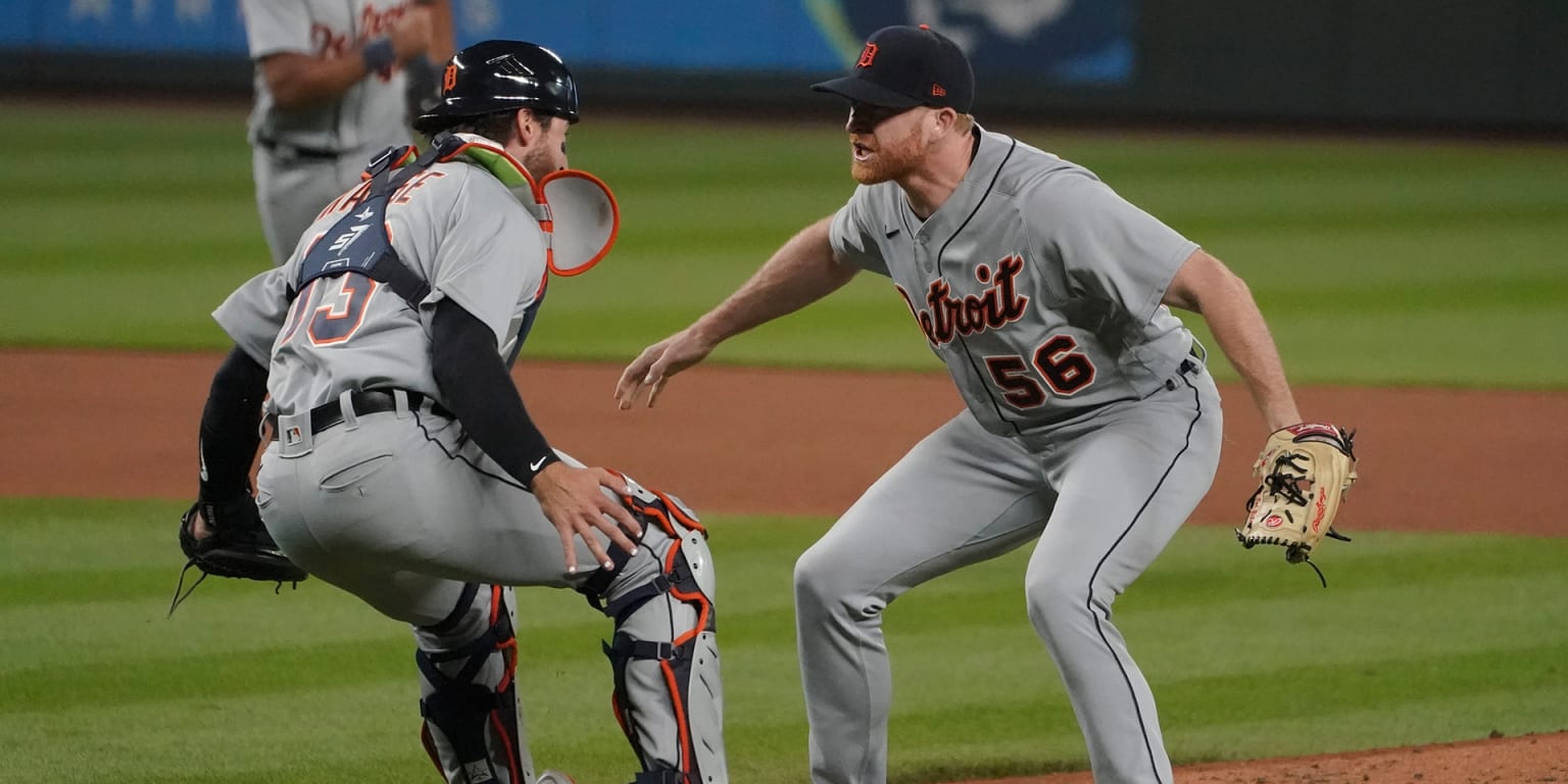 Eric Haase Autographed Detroit Tigers 8x10 #2 - Turnbull No Hitter  Celebration