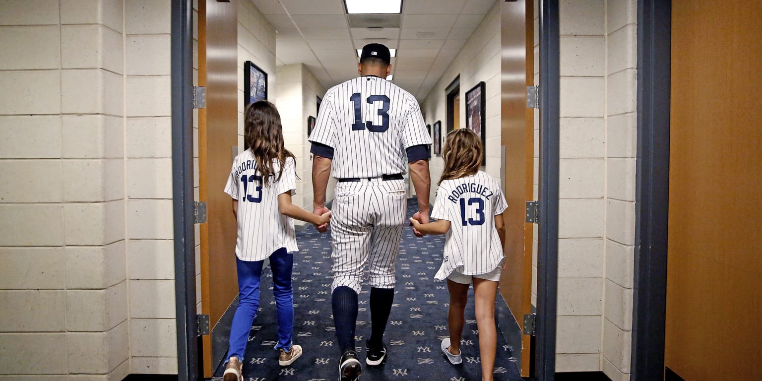 Alex Rodriguez Returns to Yankees for Second Year as Adviser - The