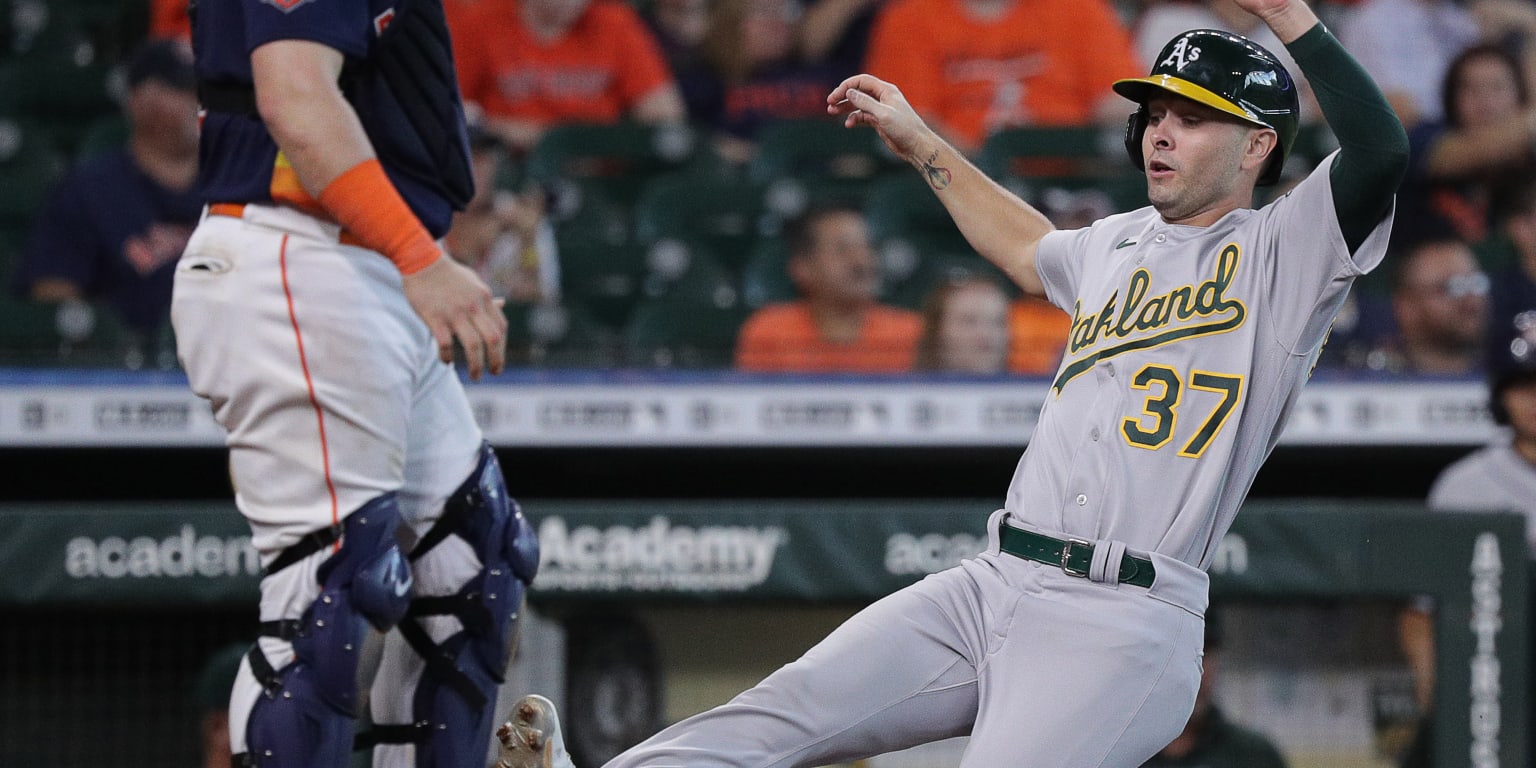 Oakland Athletics' Cal Stevenson sprints to second during a