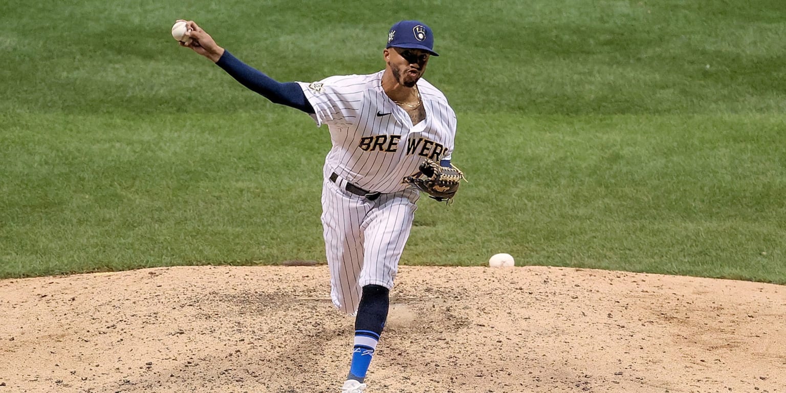 Devin Williams injury: Brewers RHP left off wild card roster v