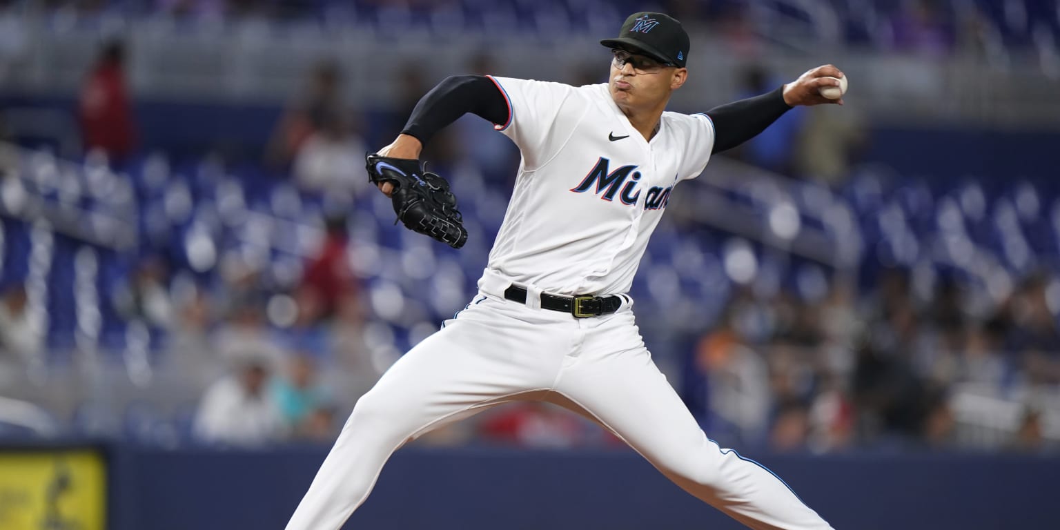 St. Louis, USA. 17th July, 2023. Miami Marlins starting pitcher Jesus  Luzardo (44) walks off the field after an inning during a MLB regular  season game between the Miami Marlins and St.