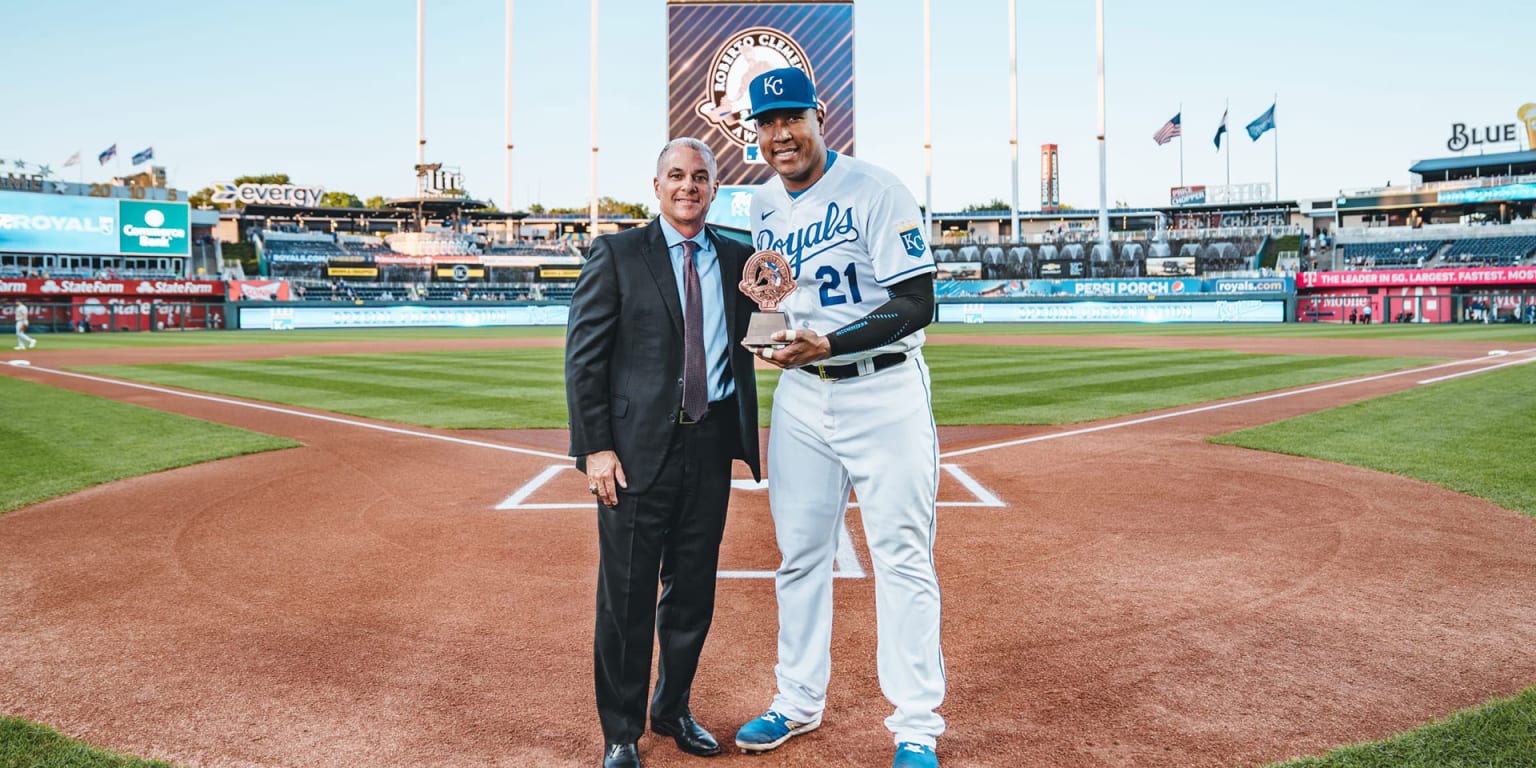Inspired by baseball icon, KC Royals celebrate Roberto Clemente Day against  Astros